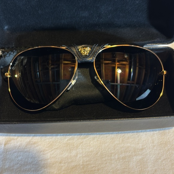 Versace Medusa Baroque Sunglasses - Picture 7 of 12